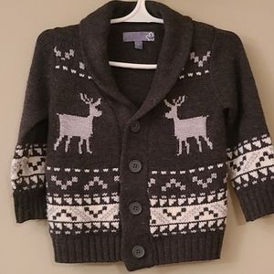 Heavy knit dark grey sweater with deer pattern